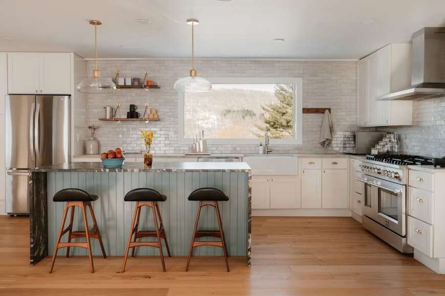 Hero Modern Kitchen